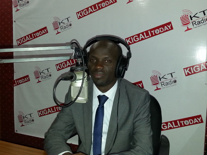 Fred Muvunyi, Umuyobozi wa RMC, muri Situdiyo ya KT Radio, Radio ya Kigali Today Ltd.