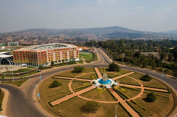 Iyi rondpoint yo hagati ya Kigali Convention na KBC yafunzwe burundu.