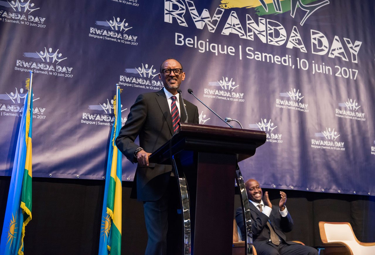 Perezida Kagame ageza ijambo ku bitabiriye ibirori bya Rwanda Day 2017.