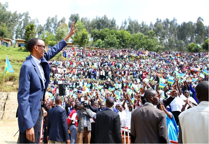 Ubwo Perezida Kagame aheruka gusura abaturage ba Nyabihu bakamugezaho ikibazo cy'abimuwe yasbye ababishinzwe gukemura icyo kibazo vuba.