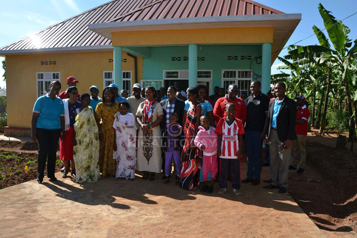 Abahawe inzu barashimira cyane umuryango FPR-Inkotanyi