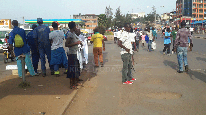 Abazunguzayi baracyagaragara mu mihanda yo mu Mujyi wa Kigali