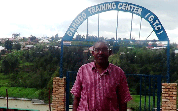 Habihirwe asaba ababyeyi kohereza abana babo mu bigo byigisha imyuga kuko bibafasha kugira icyerekezo cy'ubuzima bwabo hakiri kare.