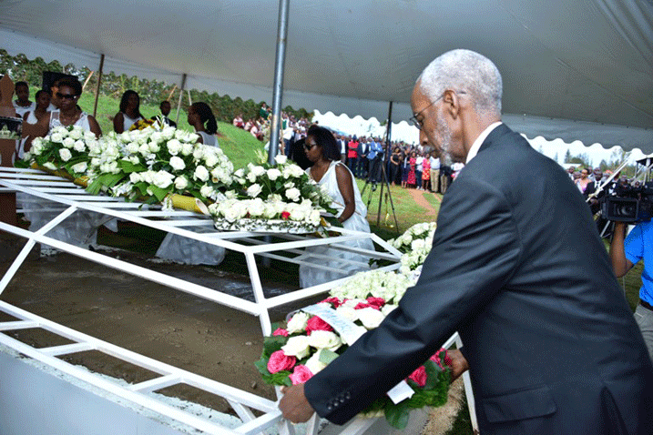 Hon Mucyo yaherekejwe ashyingurwa kuri uyu wa 7 Ukwakira 2016