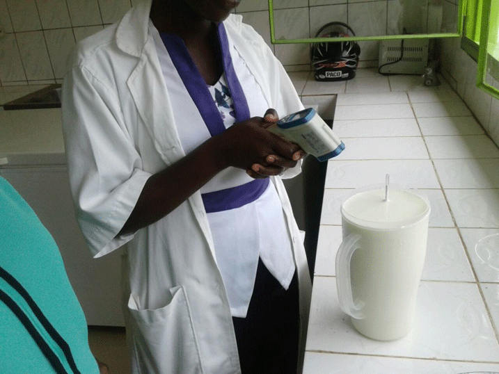 Aha beretswe akuma gapima amata harebwa niba batashyizemo amazi.