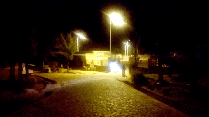 Nubwo hari ahageze amashanyarazi urugendo ngo ruracyari rurerure mu kuyakwirakwiza mu karere kose.