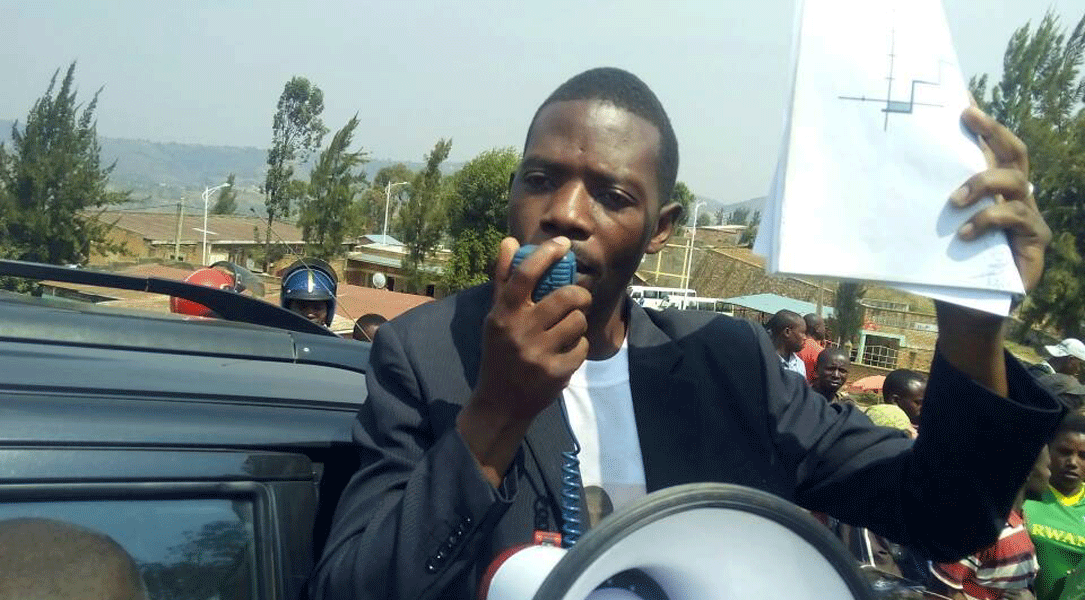 Phillipe Mpayimana ubwo yiyamamazaga muri Kanama 2017