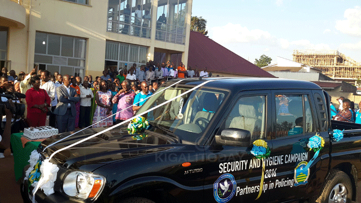 Umurenge wa Remera wahembwe imodoka