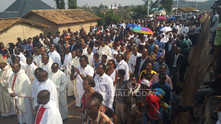 Abantu berekeje aho umugogo w'Umwami utabarizwa