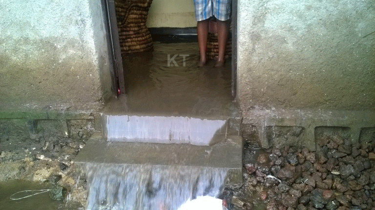 Gukura amazi mu mazu byari ingorabahizi