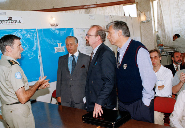 Gen Dallaire Ntiyahwemye kwereka Umuryango w'abibumbye ko mu Rwanda hategurwa Jenoside ariko bamwima amatwi