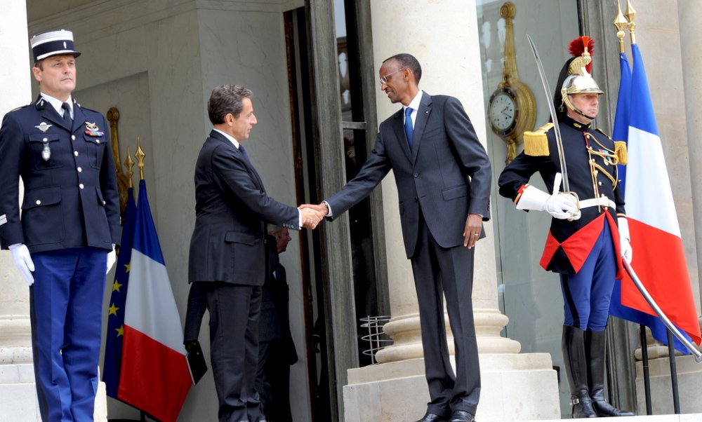 Perezida Kagame yaherukaga mu Bufaransa mu 2011, aho yakiriwe na Sarkozy mu Ngoro ya Élysée
