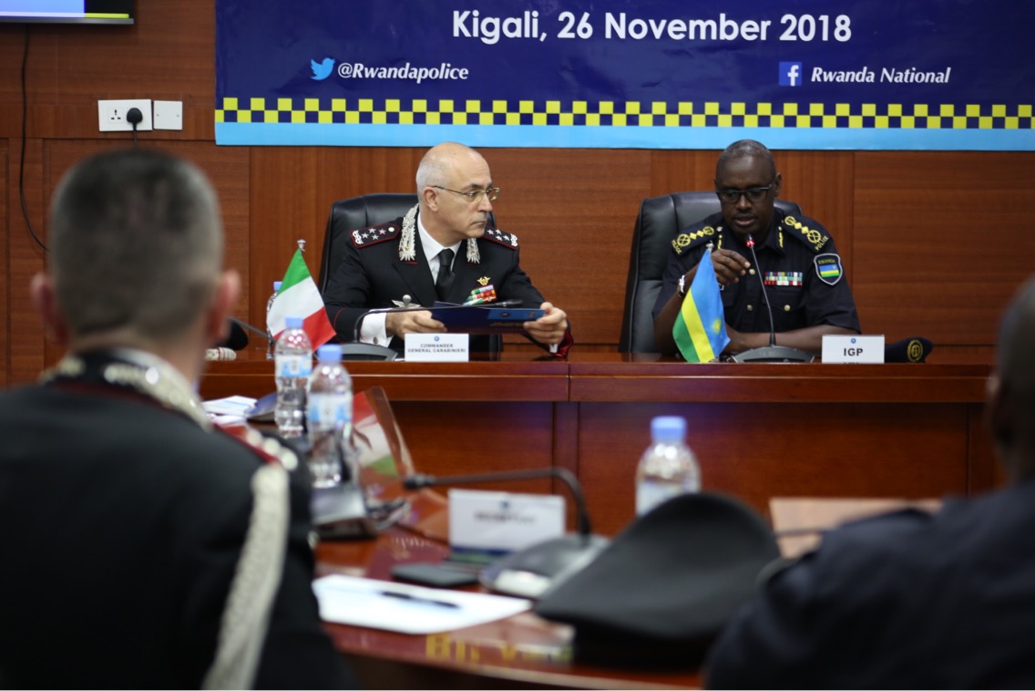 General C.A Giovanni Nistri Na IGP Dan Munyuza mu biganiro