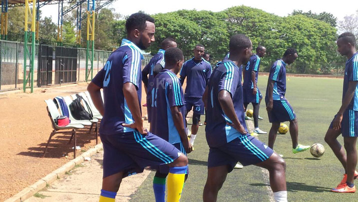 Mico Justin wavuye muri AS Kigali (uri imbere), na bagenzi be mu myitozo