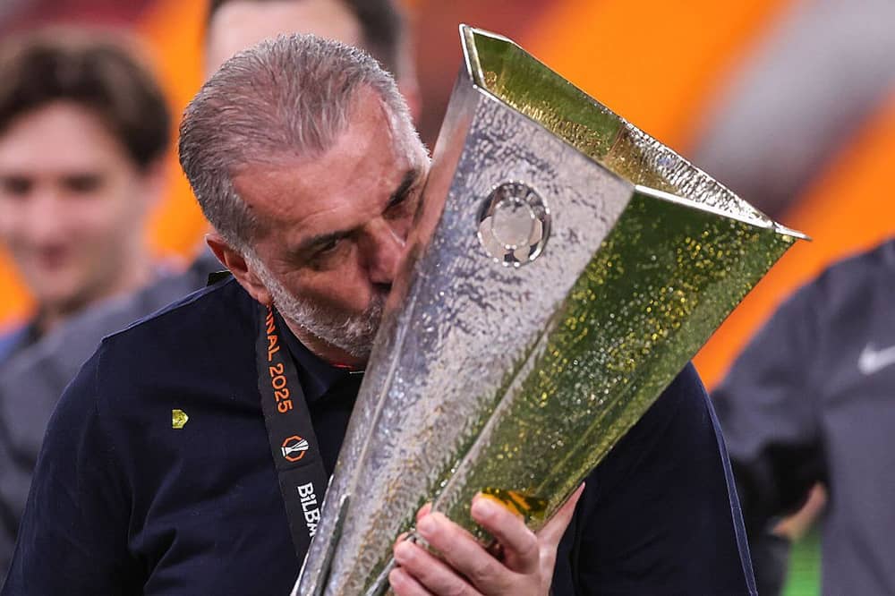 Umutoza wa Tottenham Hotspur Ange Postecoglou wavuze ko mu mwaka we wa kabiri ahantu atwara igikombe, abikoze no kuri iyi nshuro 