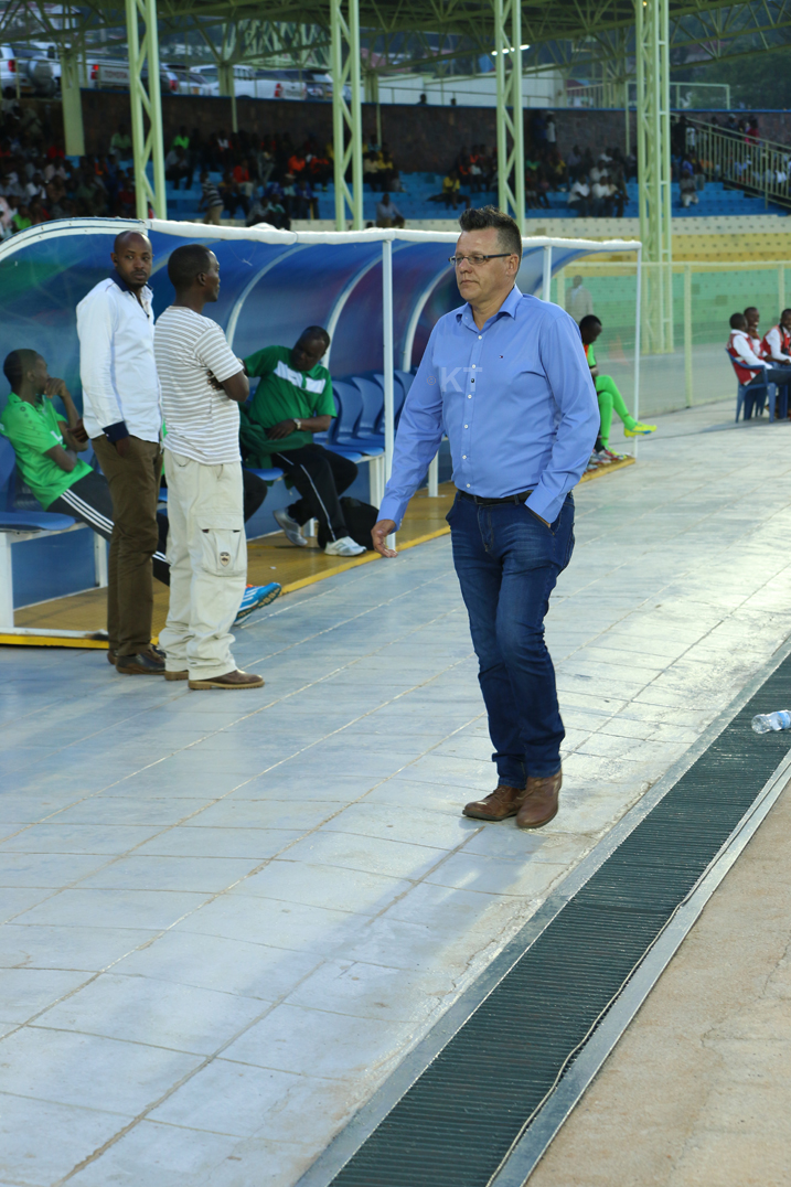 Ivan Jacky Minnaert wamaze gusezera muri Rayon Sports,aha ni mbere y