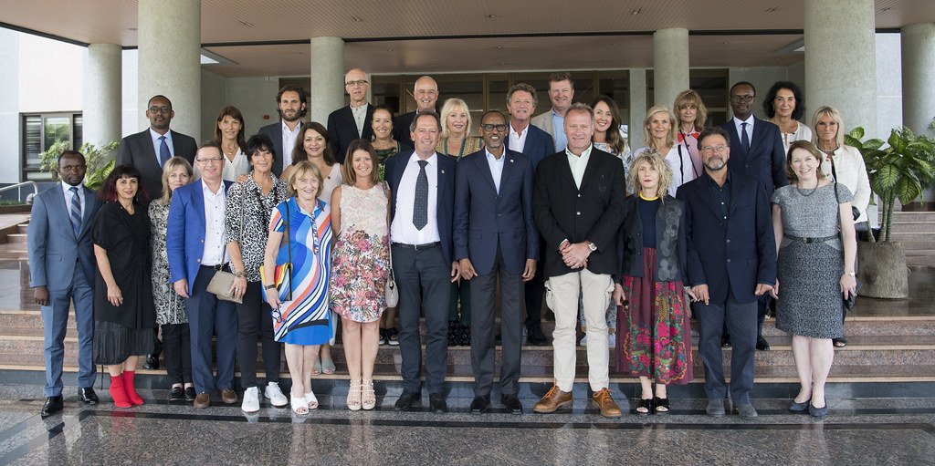 Perezida Kagame yakiriye bamwe mu bagize umuryango YPO baturutse muri Australia