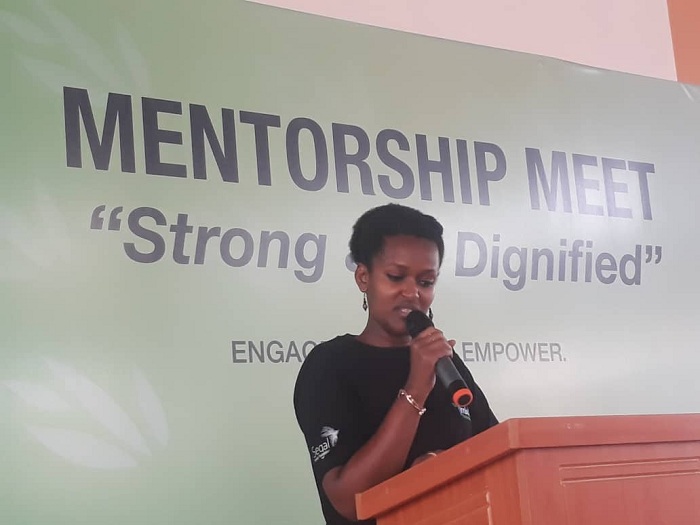 Umutoni Sandrine yaganirije abagabo n