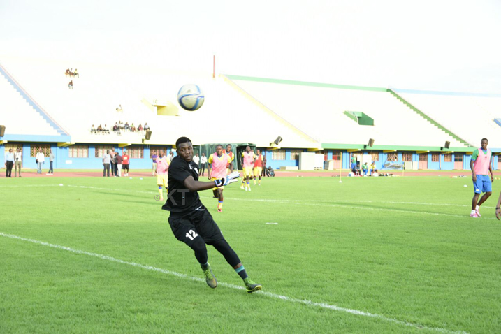 Umunyezamu Kwizera Olivier ufatira APR Fc