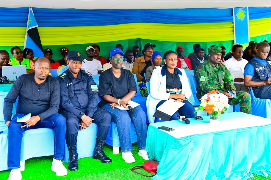 Iki gikorwa cyitabiriwe n'abayobozi batandukanye