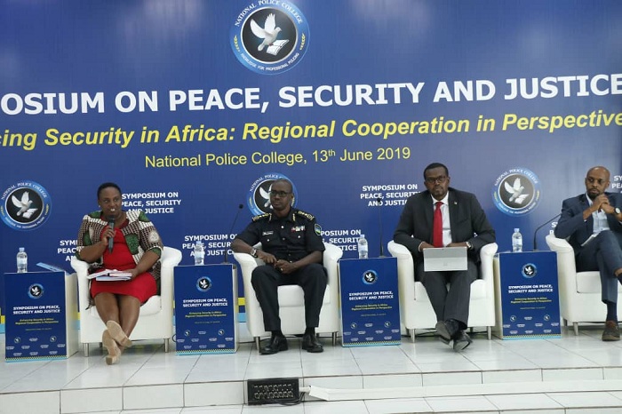 Ni inama yatangiwemo ibiganiro binyuranye