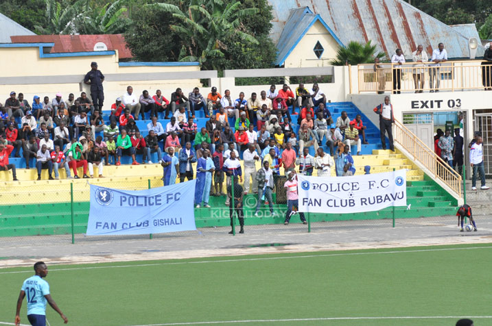 Abafana ba Police Fc bari benshi, gusa baririmbaga bati "Seninga urakoze"