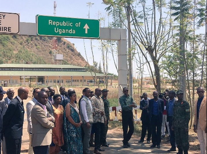 Perezida Kagame yamaze kugera ku mupaka wa Kagitumba.