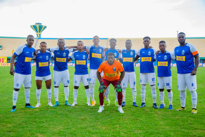 Abakinnyi 11 Rayon Sports yabanje mu kibuga
