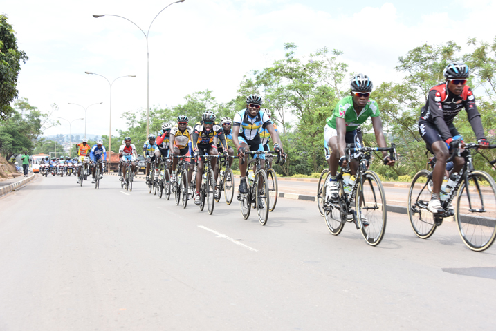 Hadi Janvier kapiteni wa Team Kalisimbi imbere yabo