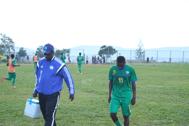 Muhire Kevin yaje kugira akabazo k'imvune,gusa ngo ntigakanganye