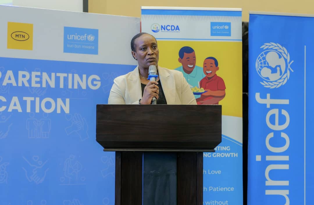 Minisitiri Uwimana arasabwa buri wese yugira ibibazo by'umuryango ibye 