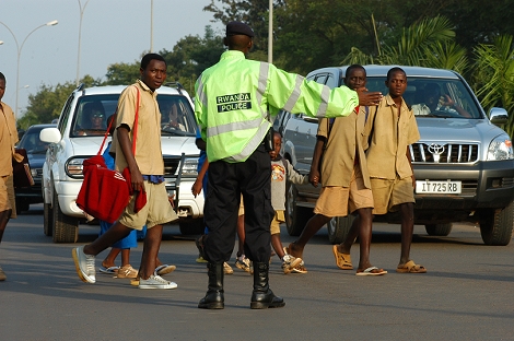 Polisi yagabanyije impanuka zakorerwaga abanyantege nke n'abana