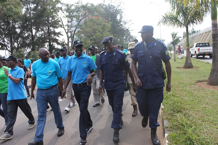 Umukuru w'urukiko rw'ikirenga, Prf. Rugege, niwe wari uyoboye abandi bakora mu rwego rw'ubutabera mu Rwanda.