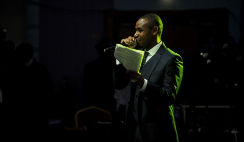 Ubwo yayoboraga ibirori bya Rwanda Day yabereye i Londres mu Bwongereza mu mwaka wa 2013