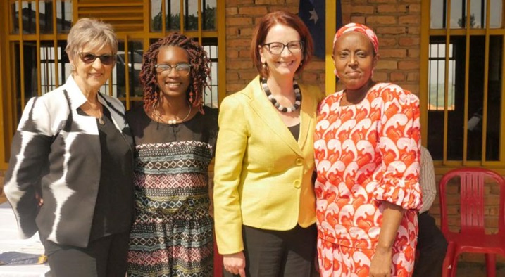 Iyi gahunda Ducere Founation iyikora iyifatanyije n'umuryango Nyarwanda wa "Imagine We" uyoborwa na Nicky Alonga (wambaye amadarubindi).