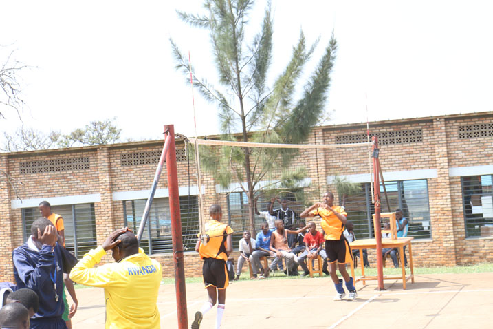 Petit Seminaire Virgo Fidelis Karubanda yishyushya, abatoza nabo bibaza niba baza gutsinda