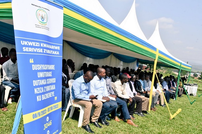 Abaturage babwiwe ko bafite uburenganzira bwo guhabwa serivisi nziza kandi ku gihe