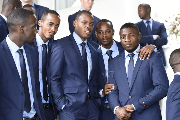 Bari bafite akanyamuneza .....