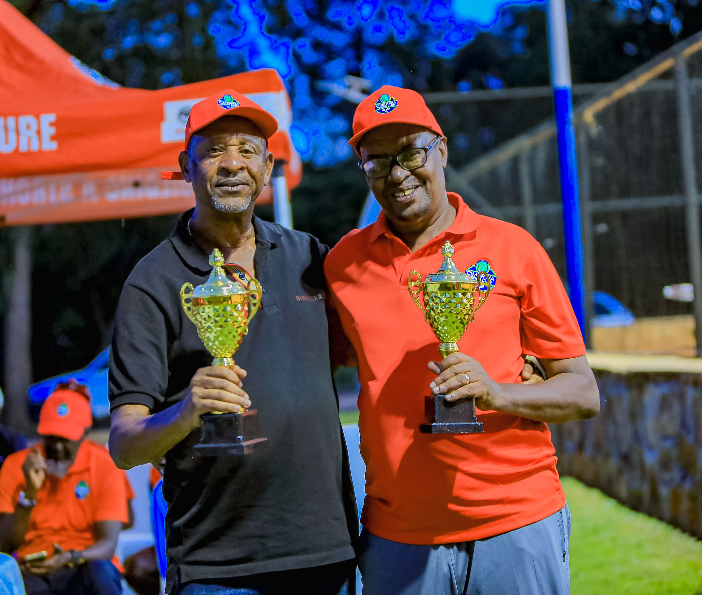 Gatera Augustin na Katarebe Alphonse begukanye igikombe mu barengeje imyaka 60