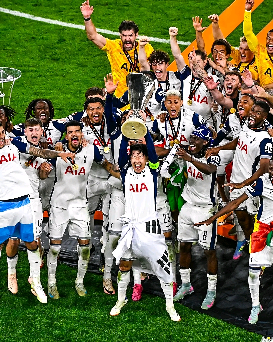 Tottenham Hotspur yongeye gutwara igikombe icyo aricyo cyose bwa mbere kuva mu 2008