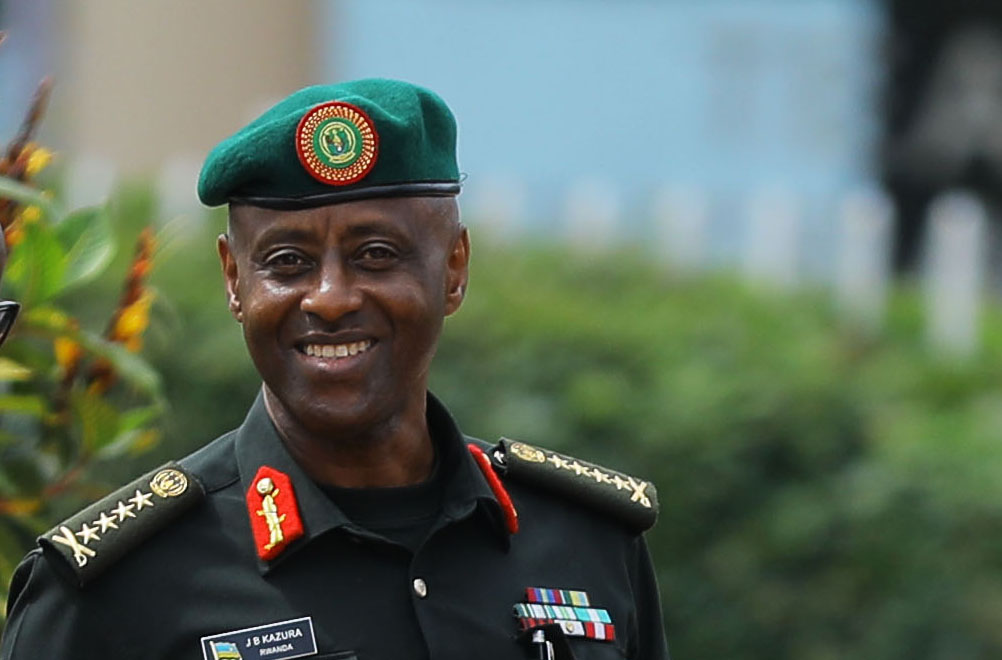 General Jean Bosco Kazura yagiye mu kiruhuko cy