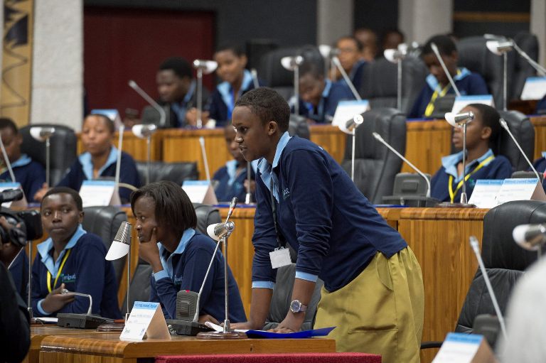 Bagaragaje ko mu minsi iri imbere bazasimbure abariho ubu kubera uburyo bitwaraga mu biganiro byatanzwe.