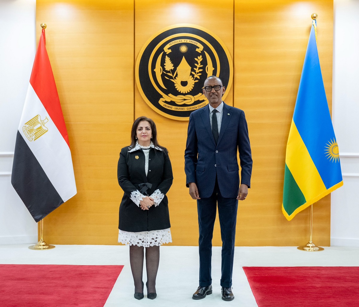 Perezida Kagame yanakiriye Amb Nermine Mohamed Essam Eldin Elshafie El Zawahry wa Misiri mu Rwanda