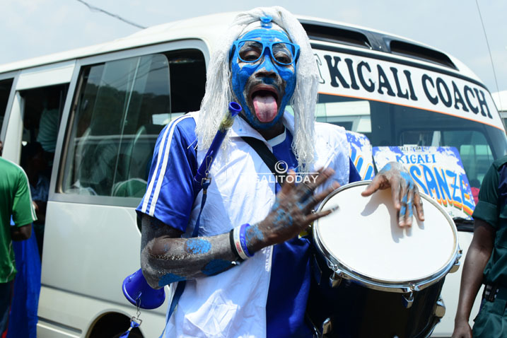 Rwarutabura mbere y'umukino yari yabukereye ...