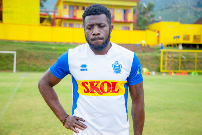 Perezida wa Rayon Sports yatangaje ko Kwizera Olivier akiri umukinnyi wabo