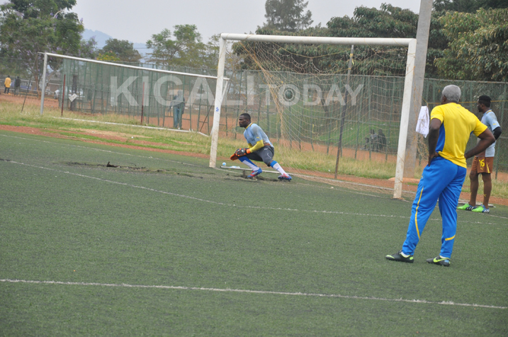 Umunyezamu ahanganye n