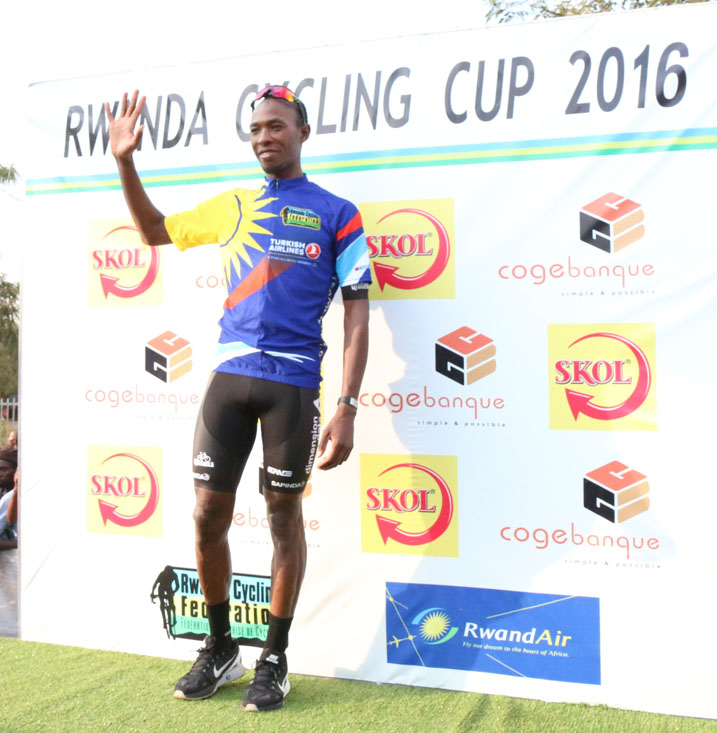 Adrien Niyonshuti ngo yiteguye kuzamura ibendera ry