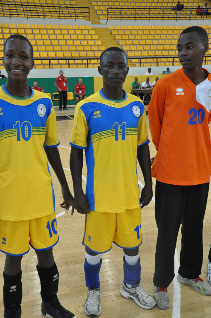 Ab'u Rwanda ubona ko bataragira ibigango ....