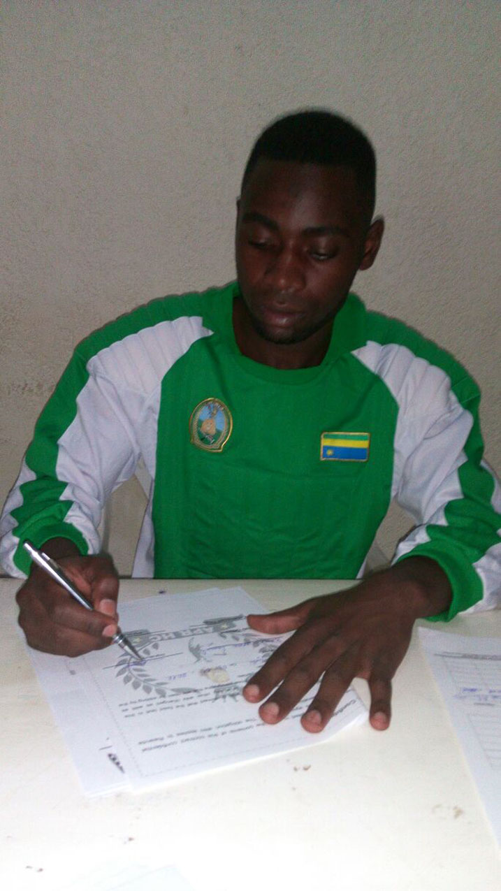 Bananimana Samuel wakiniraga Police asinya muri APR