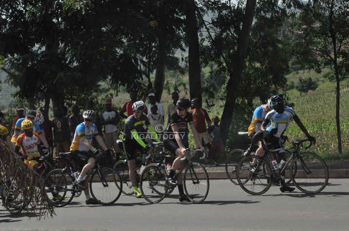 Ryari itsinda ry'abantu 16 bagamije gukusanya inkunga yo guha abagenerwabikorwa ba Tear Fund